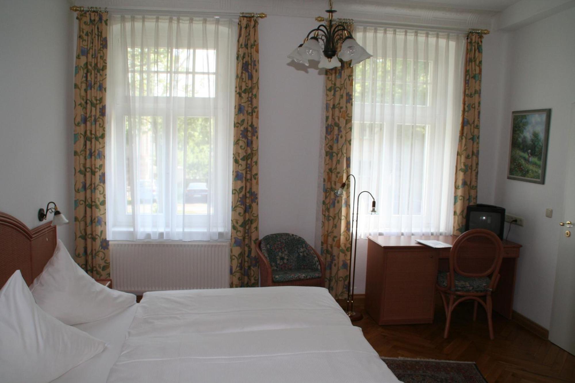Pension Villa Beer Stralsund Extérieur photo